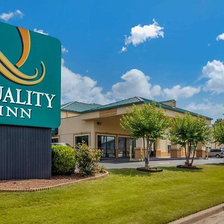 Quality Inn Auburn Campus Area I-85 Dış mekan fotoğraf