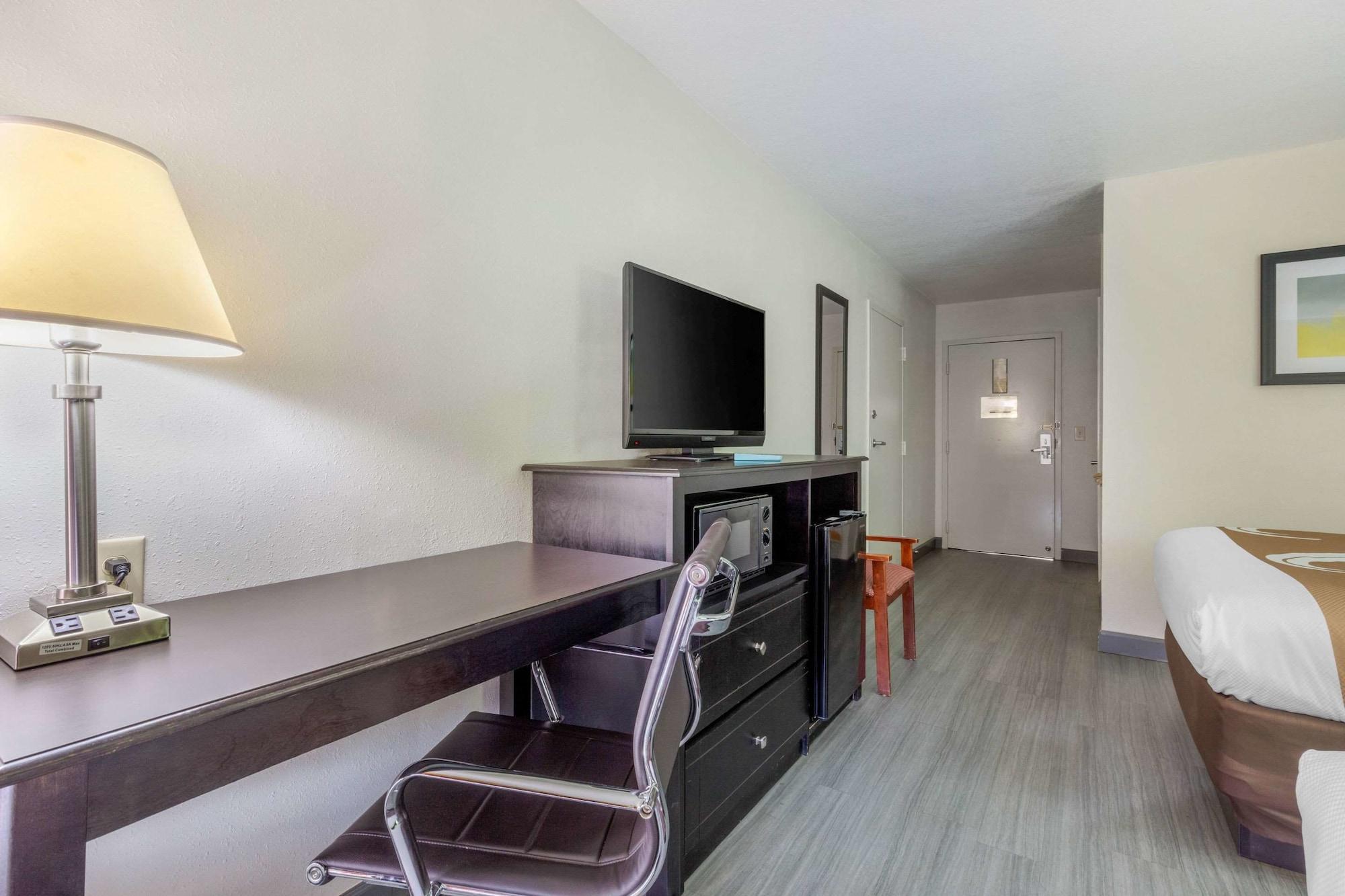 Quality Inn Auburn Campus Area I-85 Dış mekan fotoğraf