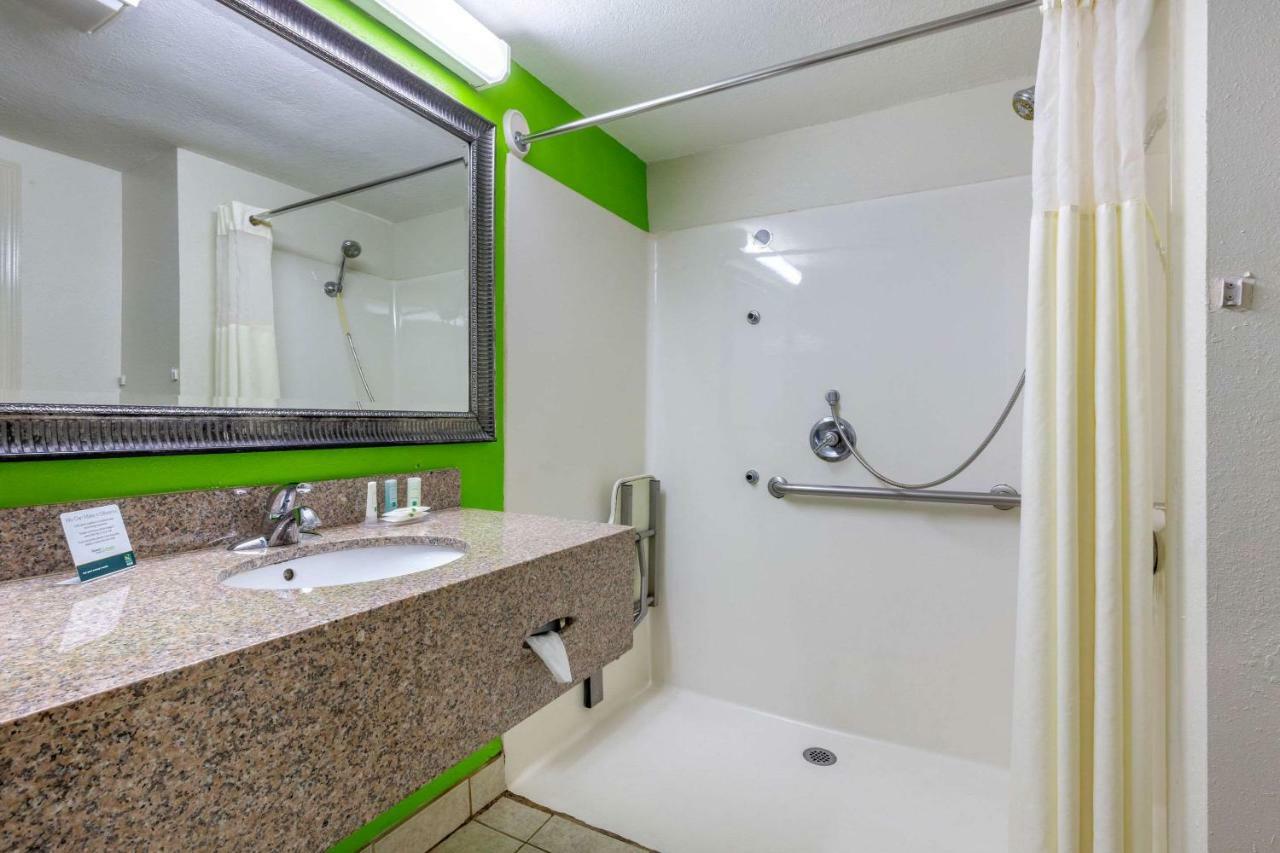 Quality Inn Auburn Campus Area I-85 Dış mekan fotoğraf